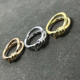 Rings Jewellery t Ring Twist Rope Product with Diamond Fashion Design Advanced Personality Butterfly Knot Winding 2LKL