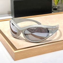 Oval Shield Sunglasses Silver/Silver Mirror Lens Womens Mens Sunnies Gafas de sol Designer Sunglasses Shades Occhiali da sole UV400 Protection Eyewear