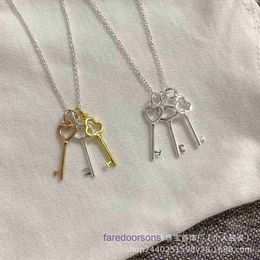 Family T Double Ring Tifannissm Necklace S925 Sterling Silver Three Small Key Pendant Collar Chain Coloured Simple Fashion Jewellery Have Original Box