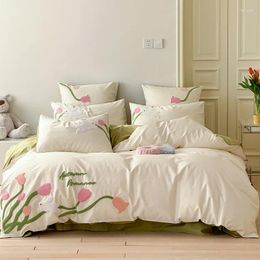 Bedding Sets Romantic Three-dimensional Towel Embroidery Carnation 100 Cotton 4 Pcs Duvet Cover Girls' Wholesale