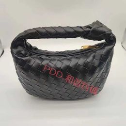 Jodie Bag Venetasbottegaa Handbags High End Popular Style Woven Dumpling Bag 2024 New Handheld Female Internet Celebrity Dinner Portable Small frj