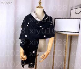 2021 High Quality cashmere Scarves luxury designer Men Women Scarfs Pattern Autumn Spring Winter Warm Unisex Wraps Four Colors Opt5958007