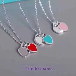 Family T Double Ring Tifannissm Necklace Enamel Heart Female V Gold and Silver Love Blue Pink Red Shaped Collar Chain Light Luxury Pendant Have Original Box