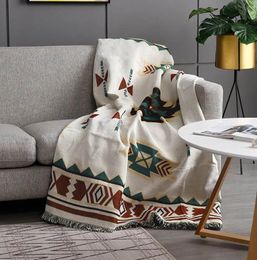 Knitted Cotton Plaid Throw Blanket Towel Office Nap Shawl Leisure Air Conditioning Blankets Sofa Hanging Tapestry Decorative 240103