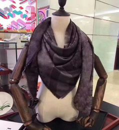 2022 Scarf For Men and Women Oversized Classic Check Shawls Scarves Designer luxury Gold silver thread plaid Shawl size 140140CM9669009