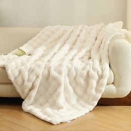 Artificial Rabbit Fur Blanket for Beds Sofa Winter Warm Thick Throws Blanket Soft and Cosy Office Bedroom Bedspread Home Decor 240103