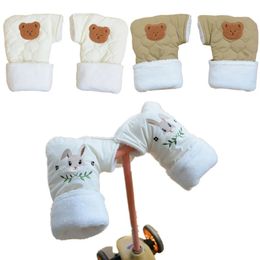 Зимние уличные детские велосипедные перчатки с мультяшным медведем на флисовой подкладке, утепленные детские варежки для скутера, перчатки для верховой езды для мальчиков и девочек 240102