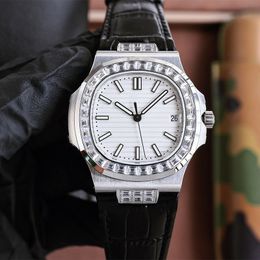 Diamant-Herrenuhren, automatische mechanische Uhr, 40 mm, Lederarmband, Saphirglas, wasserdicht, quadratische Designer-Armbanduhr, Montre De Luxe