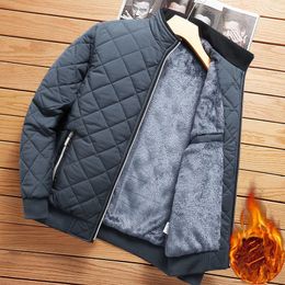 Autumn Winter Bomber Jacket Men Diamond Pattern Fleece Lined Casual Fashion Clothing Brand Slim Fit Coat 240103