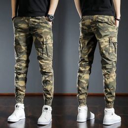 arrive men's light luxury cargo pants multi-pockets camouflage pants outdoors sports tactical pants slim-fit casual jeans ; 240103