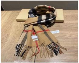 2021 New top Women Man Designer Scarf fashion brand 100 Cashmere Scarves For Winter Womens and mens Long Wraps Size 180x30cm Chri3647246