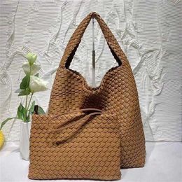 Trendy Weave Hand Designer Bag With Purse Shoulder Bags Mother Child Woven Vegetable Basket Bags High Tote Bag Casual Large Capacity Shopping Bags Wallets 230426