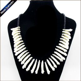 Real Wolf Tooth Fangs Canine Pendant Chain Black Glass Beaded Strand Choker Chunky Statement Bib Necklace Amulet Tribal Jewelry 20223h