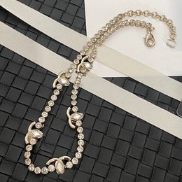 13 style Designer Pendants Brand Letter Pendant 18k Gold Plated Copper Crystal Necklace Pearl Chains Fashion Mens Womens Choker Party Jewellery Gift