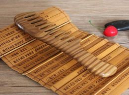 1 Pc Handmade Wooden Sandalwood Wide Tooth Wood Comb Natural Head Massager Hair Combs Hair Care Whole1881118
