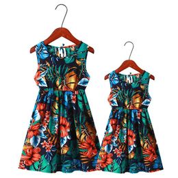Outfits Mother Daughter Dresses Floral Printed Mother and Daughter Clothes Summer Mom And Daughter Beach Dress Family Matching Outfits LJ2