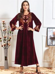 Ethnic Clothing Muslim Shalwar Kameez Pakistani Dress Golden Velvet Embroidery Dubai Long Sleeves Islamic 2024 Women Maxi Abaya Thick Robe