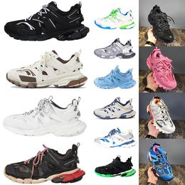 Luxury Wholesale Old Grandpa Track 3.0 Scarpe casual Tripls S Womens Mens Sier Black Grey White Royal Blue Blue Shiragiku Brown 17FW Sneakers Sports Allenatori sportivi Taglia 36-45