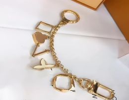 HighQuality fashion woman man Keychains Fashionable Handmade Keychain alloy Stylish Buckle Famous Designer Luxury key chain4458624