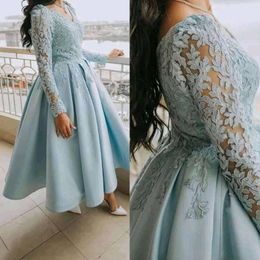 A Light Sky Blue Line Prom Dresses Lace Appliques Long Sleeves V Neck An Length Formal Evening Dress For Women Elegant Satin Special Ocn Gown Ppliques