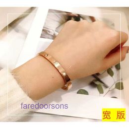 Luxury Car tires's Bracelets online store New 3D Gold Rose Bracelet Popular on the Internet Same Couple Buckle Special Offer Have Original Box