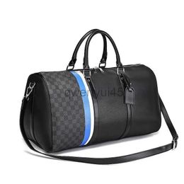 Bags Qwertyui45 Duffel Bags 2023 Luxury Fashion Men Women Highquality Travel Duffle Bags Brand Designer Luggage Handbags Large Capacit