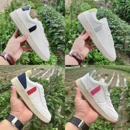 Designer Shoes Womens Mens Shoes Luxury Sneakers Campus Classic White Black Unisex Couples Trainers Vegetarianism Style Casual Shoe