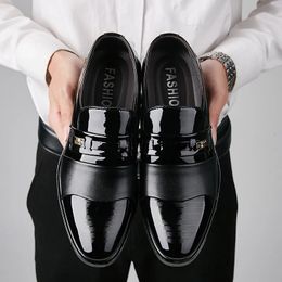 Luxury Black Leather Men Shoes for Wedding Formal Oxfords Plus Size 38-48 Business Casual Office Work Shoes Slip On Dress Shoes 240102