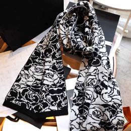 Scarves Designer scarf for women flower pattern cashmere scarf designers shawl classic plaid fringed scarf winter wool fashion warm trendy