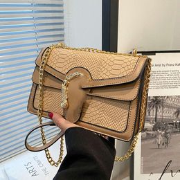 Brand Women Handbag In Spring/Summer 2024 New Fashionable Flip Cross Small Square Bag Famous Chain Single