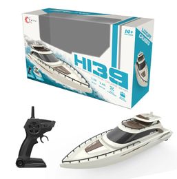 Boats Electric RC Boats 2 4G TKKJ H139 Rc Boat 1 28 Scale Dual Motor Remote Control Cruise Ship 15KM H Fast Speed Speedboat Gifts Toys f