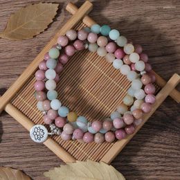 Strand YUOKIAA 8mm Vintage Classic Natural Matte Amazon Red Stone Beaded Lotus Pendant Bracelet Meditation Yoga Blessing Jewellery Gift