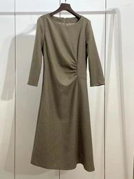 Casual Dresses Women Plaid Midi Robes O-Neck Zipper Asymmetric Spring Three Quarter Sleeve Slim Dress
