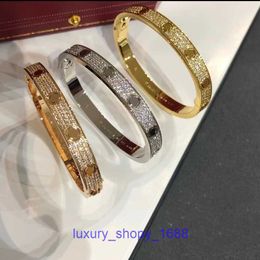 High quality Edition Bracelet Light Luxury Car tires's Gold Wide Full Sky Star Women's Thick Plating 18K Rose Fashion Diamond Couple Have Original Box