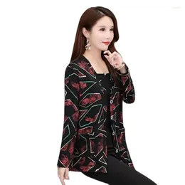 Women's Blouses Women V-neck Single-Breasted Printing Long Sleeve Female Shirt Spring Autumn Fashion All-Match Ladies Outer Coat L-5XL