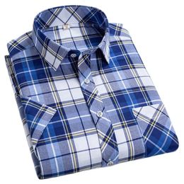 Chequered shirts for men Summer short sleeved leisure slim fit Plaid Shirt square collar soft causal male tops with front pocket 240104