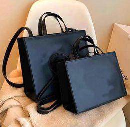 Multiple Colors Outdoor Shopping Casual Banquet Crossbody Flap Luxury Tote Bag Top Designer Bag Leather bag Women men ladies Tote Bag