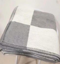 Letter Blanket Soft Wool Scarf Shawl Portable Warm Plaid Sofa Bed Fleece Spring Autumn Women Throw Blankets 140170CM8920552