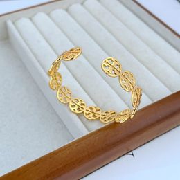 18K Gold Brand Luxury Hollow Designer Bangle Bracelet Retro Vintage Womens Silver Open Elegant Charm Bangles Bracelets Valentines Day Birthday Jewellery Gift