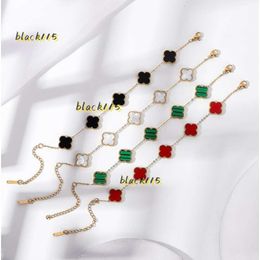 Bangle Charm Designer Bracelet Fashion Vintage 5 Motifs Bracelets Clover Leaf Necklace Luxury Design Wedding Jewellery Van 4/four Flower Gifts 2024 Designer Bracelet