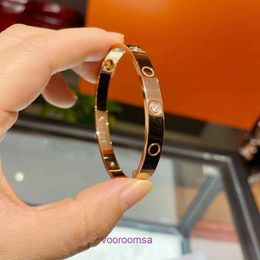 High Quality Car tiress 18k Gold Holiday Gift Bracelet Jewelry Screw Love Wide Edition for Women Plated 18K Rose Light Luxury Korean With Original Box