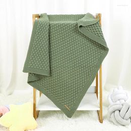 Blankets Born Baby Blanket Knitted Infant Girl Boy Bedding Crib Quil 100 80CM Fashion Solid Warm Toddler Stroller Swaddling Soft Cover