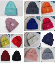 2021 Smiling fe Beanie Skull Caps knitted Cashmere Eye Warm Couple Lovers A-c Hat Tide Street Hip-hop Wool Cap Adult Hats1285081