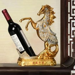 Creative Crafts Resin Red Wine Holder Frame Gold Horse Home Decoration Ornamental Art Sculpture Figurines Decor Gift 240104