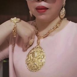 Selling Brazilian Dubai Italian Gold Plated Jewellery Women's Wedding Party Banquet Big Pendant Jewellery Sets FHK13725 240103