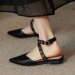 Sandals 2024 Women's Single Shoes Rivet Crossover Buckle Strap Fashion Pointed Toe Slingback Summer Casual Flats