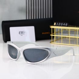 24ss Designer Outdoor Sports Cycling Mirror Men European And American Ladies Hot Girls Super Cool Sunglasses Technology Personality Hip Hop Mirror computer