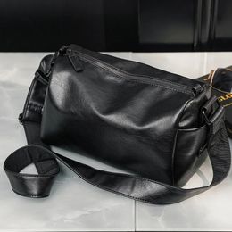 Soft Leather Men's Crossbody Bag Shoulder Messenger Casual Simple Design Solid For Men Sling Pack 240104