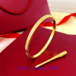 Car tires's Bracelet Women's Fashion Gold Plated Card Plus Full Sky Star Two Rows Diamond Light Luxury Stainless Steel Factory Have Original Box SRFI