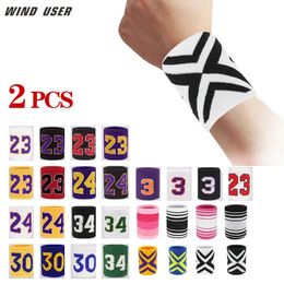 Professional Fitness Wristbands Sport Sweatband Hand Band Sweat Wrist Support Brace Wraps Tennis Badminton Basketball Guard 240104